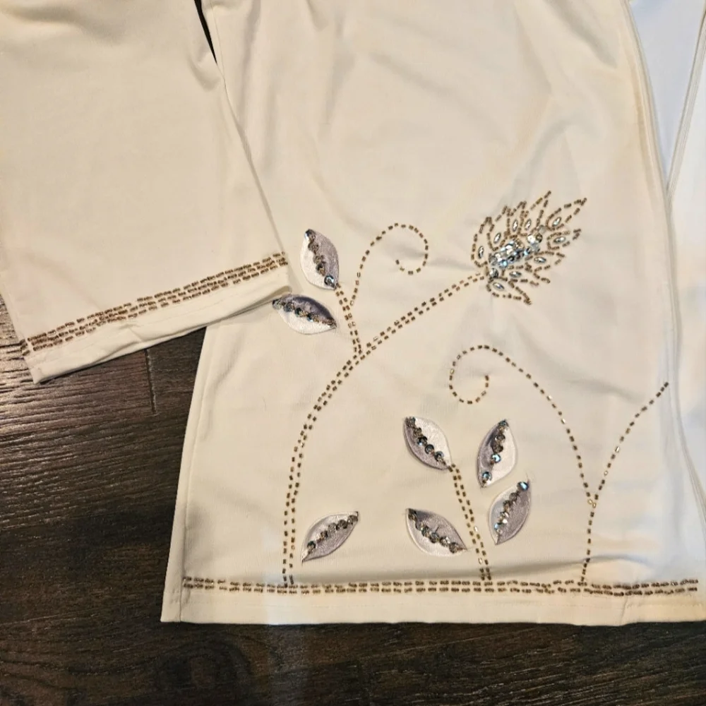 Ameri Mode Lightweight Embellished Floral Full Zip Blouse Jacket - White- SZ XL - Picture 3 of 8